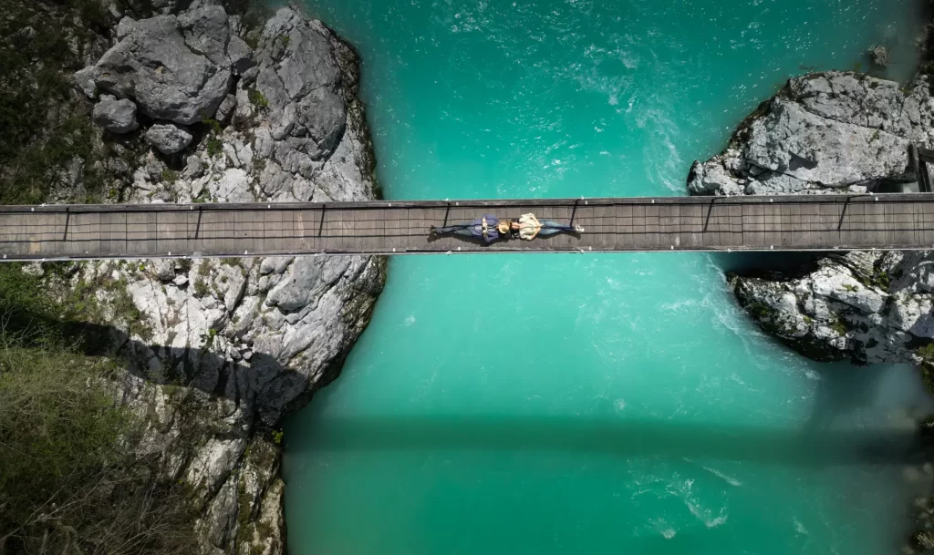 WOODWEGO_vzpon_zavestnih_potovanj (1)